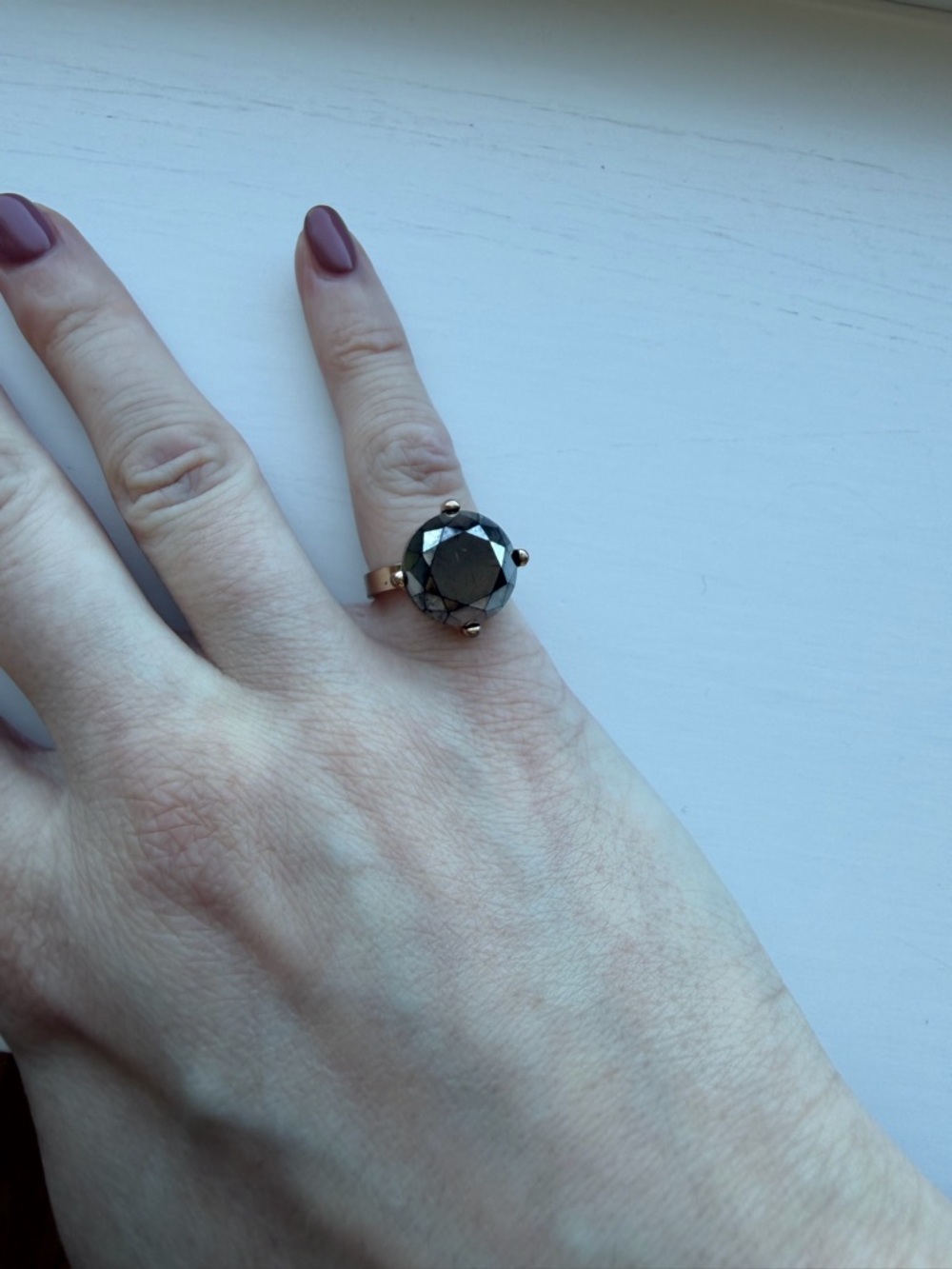 Vintage Gold-Tone Band Ring with Large Black Faceted Stone